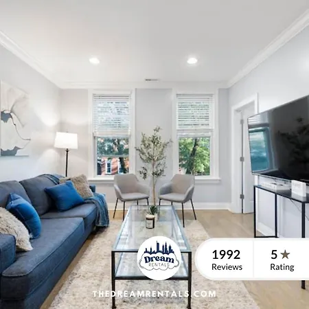 Stylish 2Br Urban Retreat In River West
